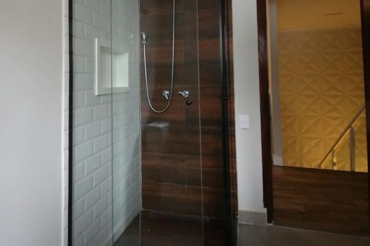 Banheiro  de casa para alugar com 5 quartos, 500m² em Chácara Santo Antônio (zona Sul), São Paulo