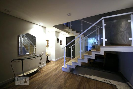 Hall de Entrada  de casa para alugar com 5 quartos, 500m² em Chácara Santo Antônio (zona Sul), São Paulo