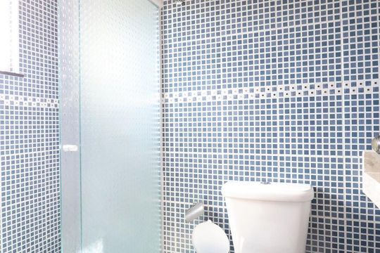Banheiro quarto 1 de casa à venda com 5 quartos, 182m² em Parque Monte Alegre, Taboão da Serra