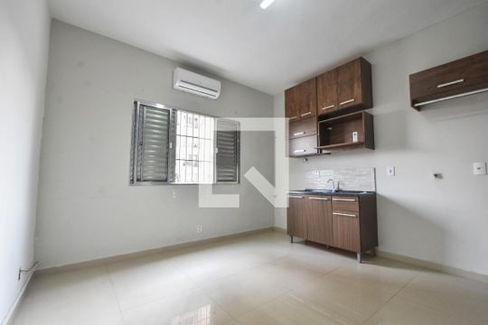 Kitnet/Studio para alugar com 1 quarto, 17m² em Jardim Aeroporto, São Paulo