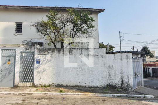Fachada  de kitnet/studio para alugar com 1 quarto, 17m² em Jardim Aeroporto, São Paulo