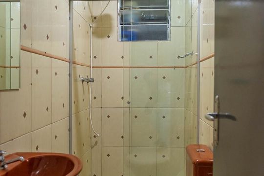 Banheiro  de casa para alugar com 1 quarto, 40m² em Vila Cleonice, São Paulo