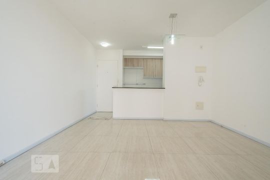 Sala de apartamento para alugar com 3 quartos, 70m² em Jardim Prudência, São Paulo