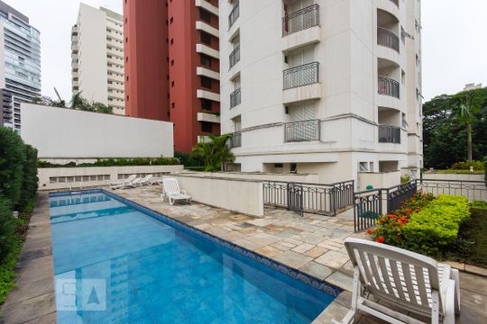 Cozinha de apartamento à venda com 1 quarto, 48m² em Vila Nova Conceição, São Paulo