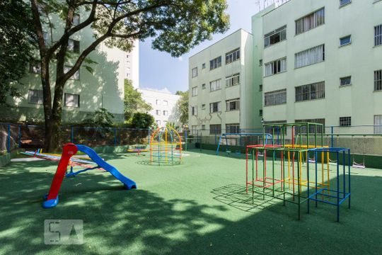 Playground de apartamento para alugar com 2 quartos, 58m² em Pestana, Osasco