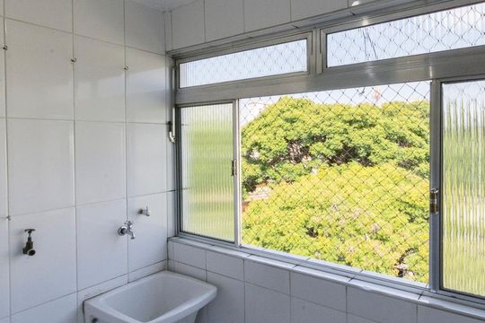 Cozinha de apartamento para alugar com 2 quartos, 58m² em Pestana, Osasco