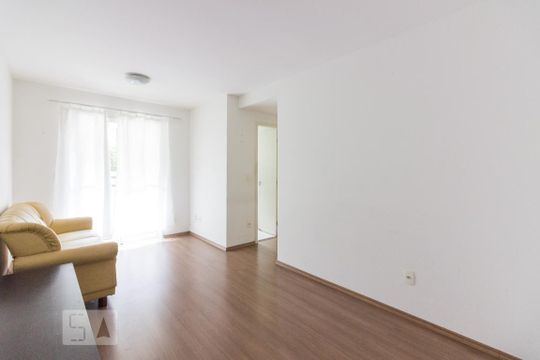 Sala de apartamento à venda com 2 quartos, 55m² em Vila Hebe, São Paulo