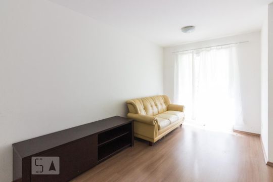 Apartamento à venda com 2 quartos, 55m² em Vila Hebe, São Paulo