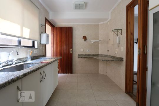 cozinha de casa de condomínio à venda com 3 quartos, 100m² em Parque Reboucas, São Paulo
