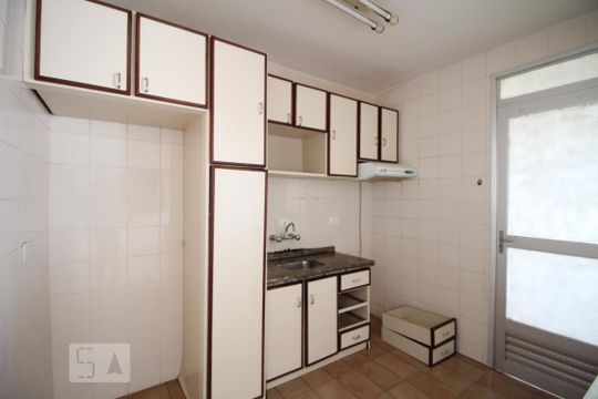 Apartamento para alugar com 2 quartos, 65m² em Bigorrilho, Curitiba