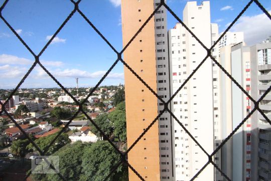Apartamento para alugar com 2 quartos, 65m² em Bigorrilho, Curitiba