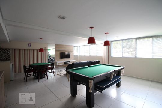 Apartamento para alugar com 2 quartos, 65m² em Bigorrilho, Curitiba