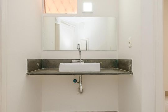 Casa de Condomínio para alugar com 4 quartos, 300m² em Vila Del Rey, Nova Lima