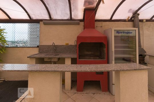 Churrasqueira de casa à venda com 3 quartos, 250m² em Mirandópolis, São Paulo