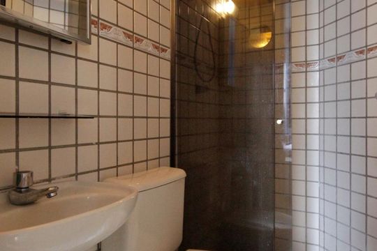 Banheiro da Suíte de apartamento à venda com 1 quarto, 28m² em Consolação, São Paulo