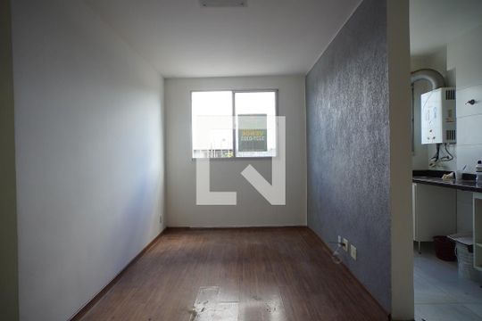 Apartamento para alugar com 2 quartos, 50m² em Protásio Alves, Porto Alegre
