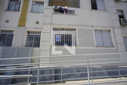 Plaquinha de apartamento para alugar com 2 quartos, 50m² em Protásio Alves, Porto Alegre