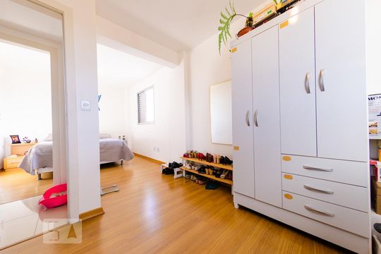Quarto 1 - Suíte de apartamento à venda com 3 quartos, 70m² em Calafate, Belo Horizonte