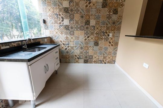 Cozinha de apartamento para alugar com 1 quarto, 60m² em Utinga, Santo André