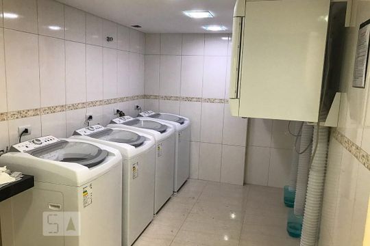 Área comum - lavanderia de kitnet/studio para alugar com 1 quarto, 40m² em Batel, Curitiba