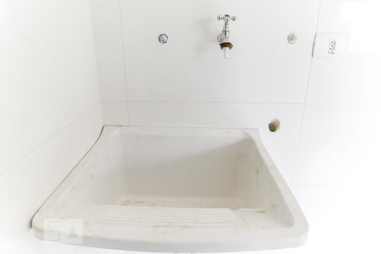 Área de Serviço de apartamento para alugar com 2 quartos, 32m² em Vila Mazzei, São Paulo
