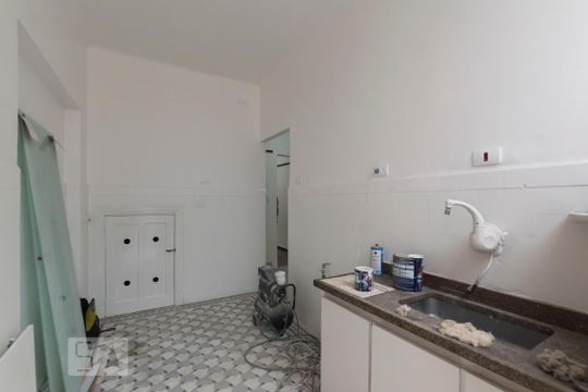 1o. Andar - Cozinha de casa para alugar com 2 quartos, 120m² em Vila Mariana, São Paulo