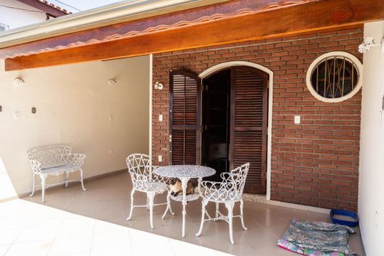 Varanda Quarto 1 de casa à venda com 4 quartos, 220m² em Vila Robertina, São Paulo