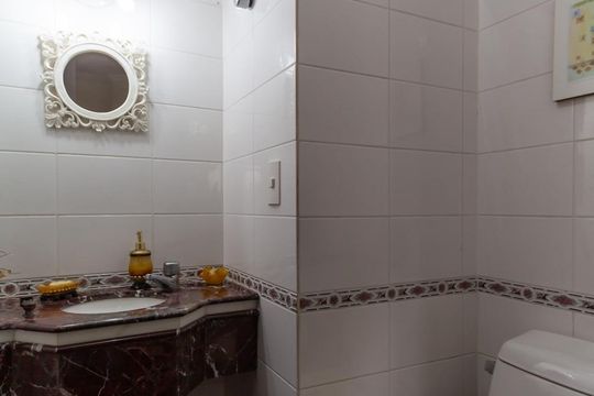 Lavabo de apartamento à venda com 4 quartos, 212m² em Lar São Paulo, São Paulo