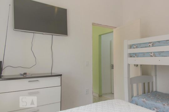 Dormitório de apartamento para alugar com 1 quarto, 25m² em Campeche, Florianópolis