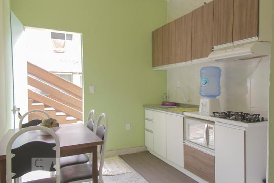 Apartamento para alugar com 1 quarto, 25m² em Campeche, Florianópolis