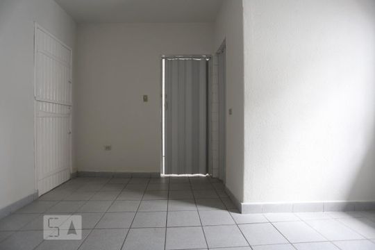Quarto de casa para alugar com 1 quarto, 72m² em Jaguaré, São Paulo