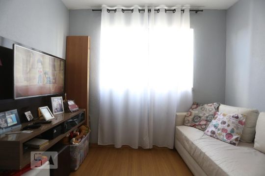 Sala de apartamento para alugar com 2 quartos, 42m² em Jardim Peri, São Paulo