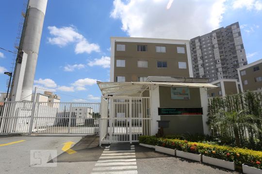 Fachada do Condomínio de apartamento para alugar com 2 quartos, 42m² em Jardim Peri, São Paulo