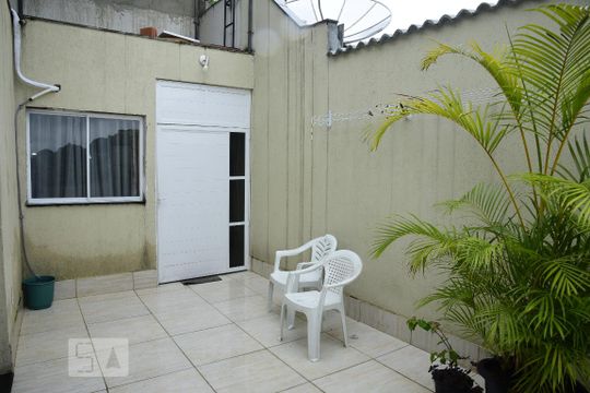 Área externa de casa à venda com 3 quartos, 100m² em Freguesia (jacarepaguá), Rio de Janeiro