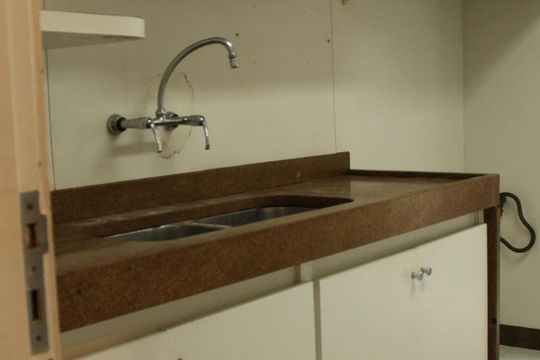Cozinha de apartamento para alugar com 3 quartos, 131m² em Barra da Tijuca, Rio de Janeiro