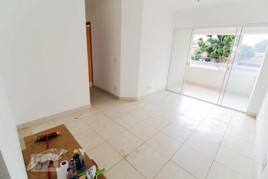 Apartamento para alugar com 2 quartos, 60m² em Pq. Amazônia, Goiânia