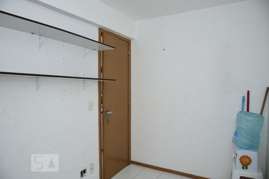 Quarto de Serviço de casa de condomínio à venda com 3 quartos, 115m² em Barra da Tijuca, Rio de Janeiro