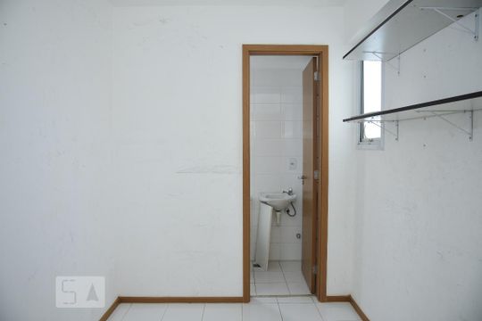 Quarto de Serviço de casa de condomínio à venda com 3 quartos, 115m² em Barra da Tijuca, Rio de Janeiro
