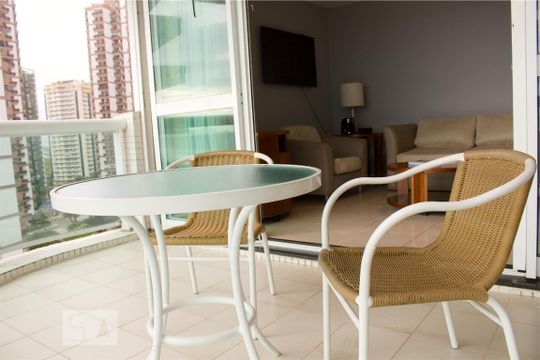 Varanda da Sala de kitnet/studio para alugar com 1 quarto, 60m² em Barra da Tijuca, Rio de Janeiro