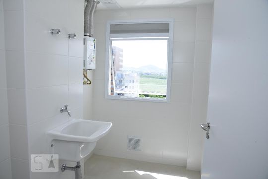Área de Serviço de apartamento para alugar com 1 quarto, 65m² em Barra da Tijuca, Rio de Janeiro