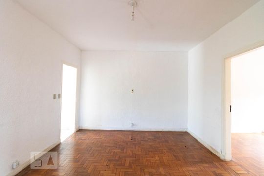 Sala de apartamento para alugar com 2 quartos, 75m² em Vila Assunção, Santo André