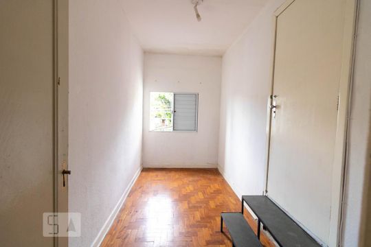 Dormitório 2 de apartamento para alugar com 2 quartos, 75m² em Vila Assunção, Santo André