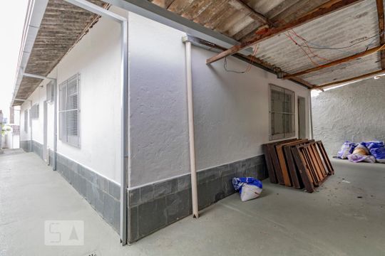 Área comum de casa para alugar com 7 quartos, 400m² em Sagrada Família, Belo Horizonte