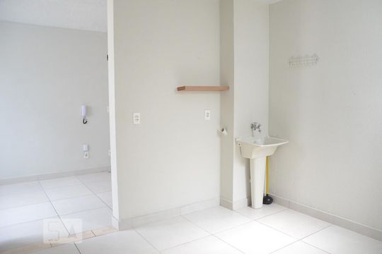 Apartamento para alugar com 2 quartos, 47m² em Olaria, Canoas
