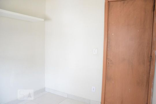 Apartamento para alugar com 2 quartos, 47m² em Olaria, Canoas