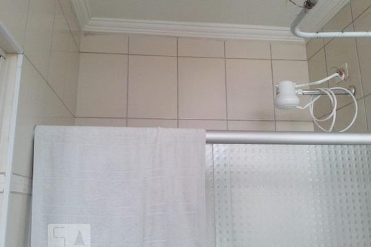 Banheiro de kitnet/studio à venda com 1 quarto, 42m² em Bela Vista, São Paulo