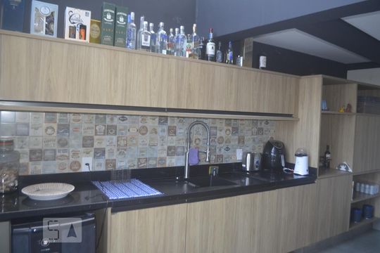 Cozinha de casa de condomínio para alugar com 3 quartos, 200m² em Jardim Monte Kemel, São Paulo