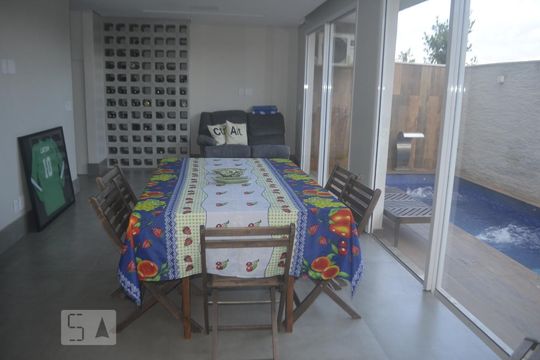Espaço Gourmet de casa de condomínio para alugar com 3 quartos, 200m² em Jardim Monte Kemel, São Paulo