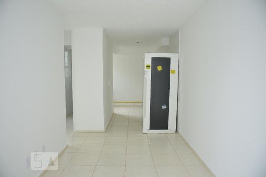 Sala de apartamento à venda com 2 quartos, 45m² em Jacarepaguá, Rio de Janeiro