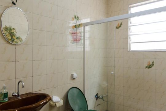 Banheiro 1 de casa à venda com 4 quartos, 343m² em Jardim Independência, São Bernardo do Campo